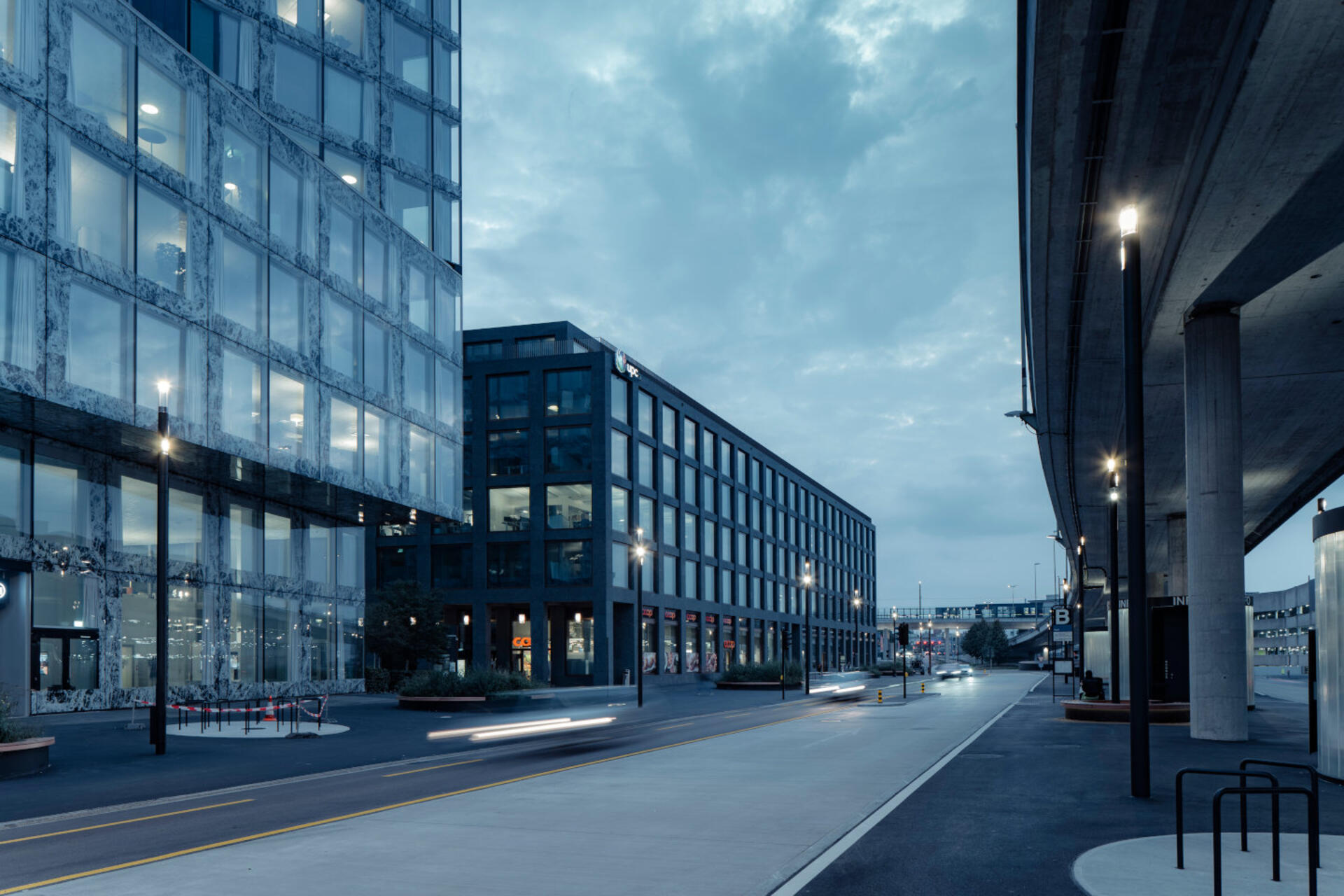 Schreder Swiss-Glatt Zentrum-strasse